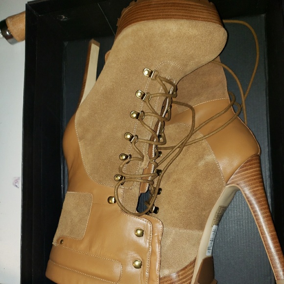 Bebe Evie suede lace up ankle boots sz10 Tan NWT - Picture 5 of 7